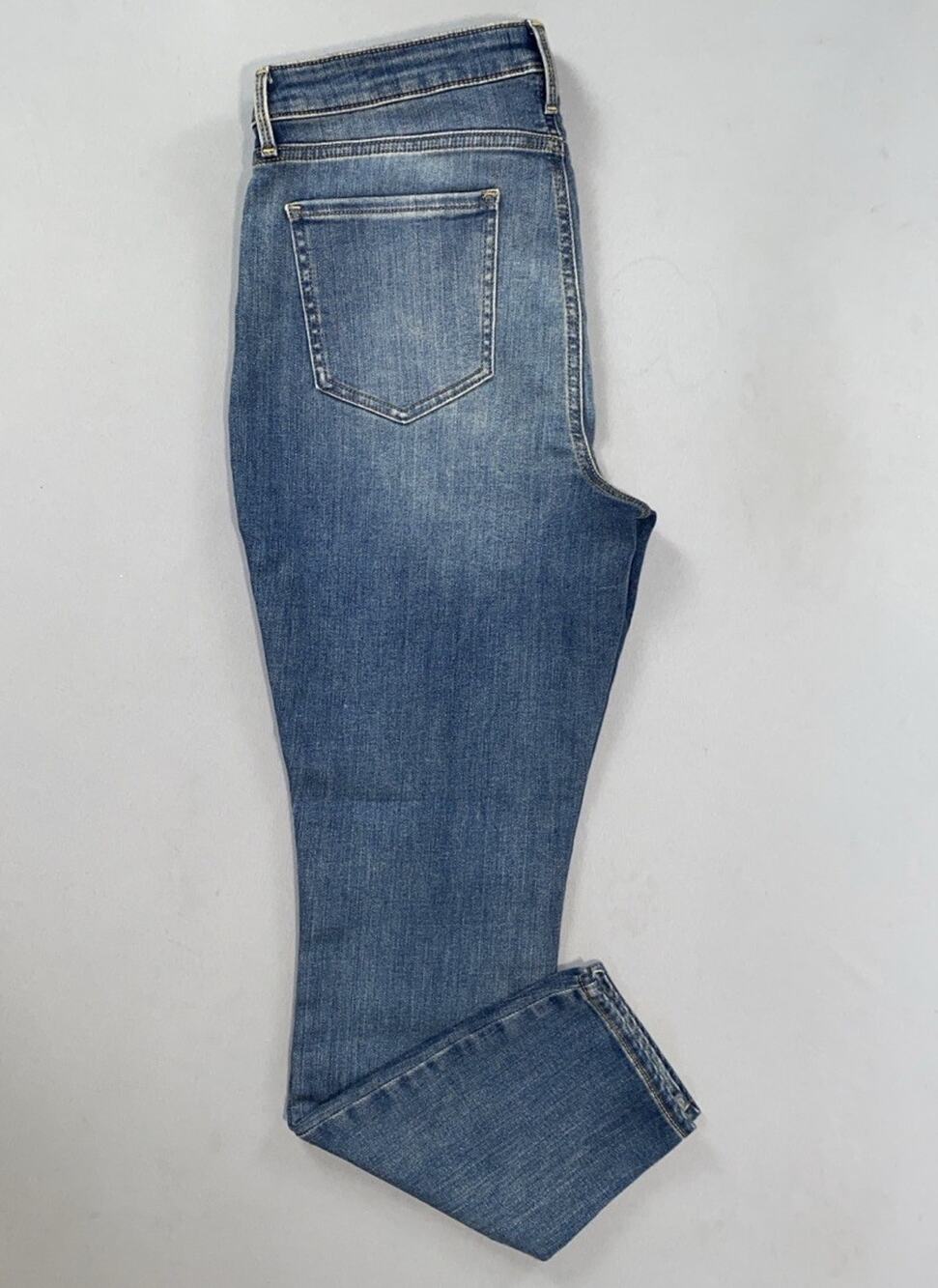 NYDJ Lift/Tuck Ami Skinny Lightweight Stretch Denim Jeans. Women's Size 10P, GUC